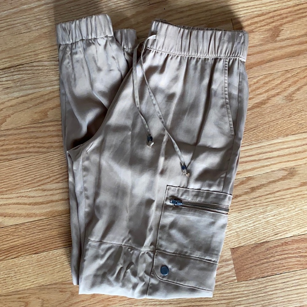 Banana Republic Khaki Joggers—XS